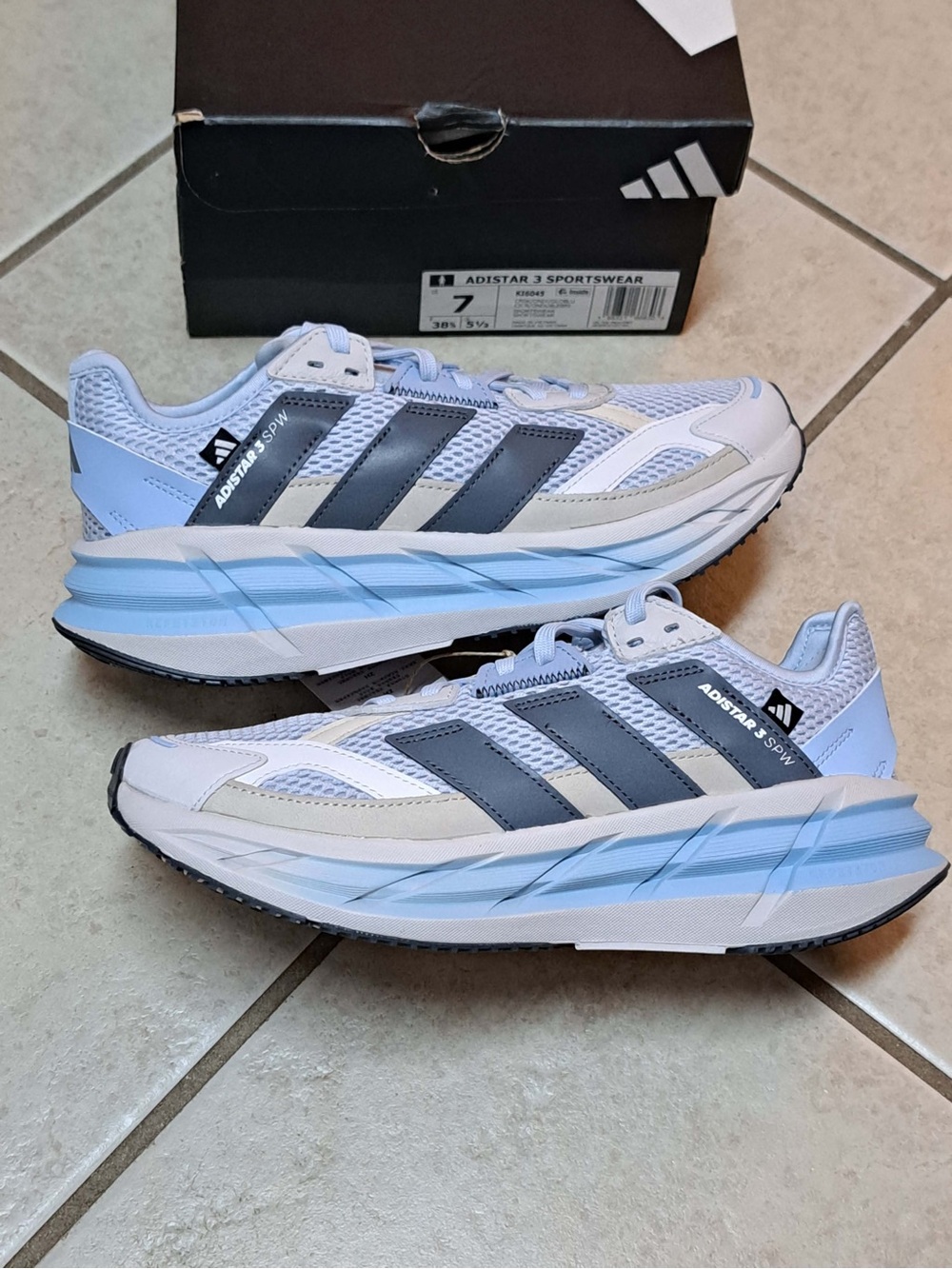 Adidas Adistar 3 Sportswear Shoes - Women's size 7.0